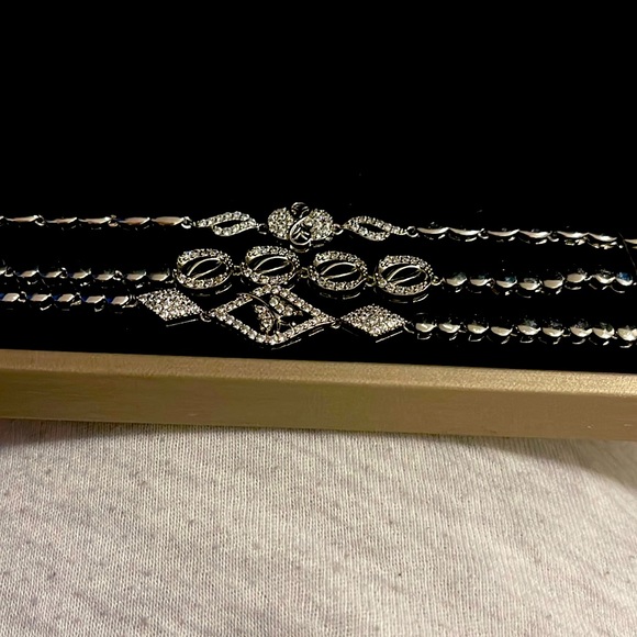 Brace - Picture 1 of 2